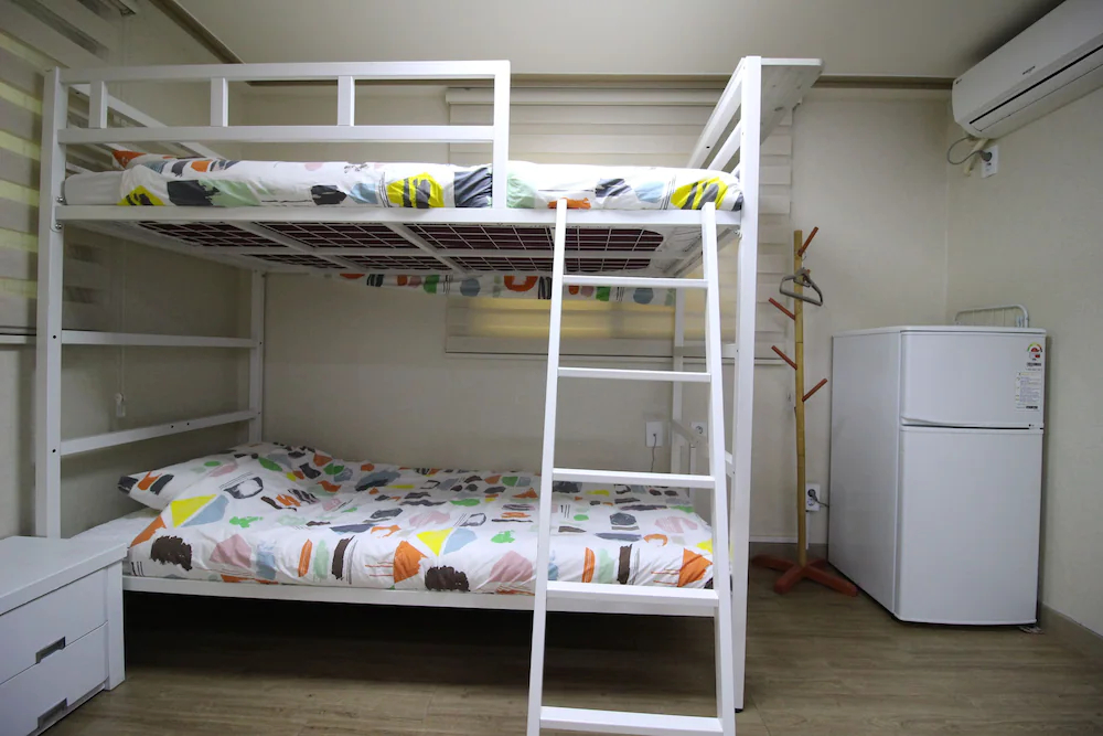 Bunk Guesthouse-Hostel2
