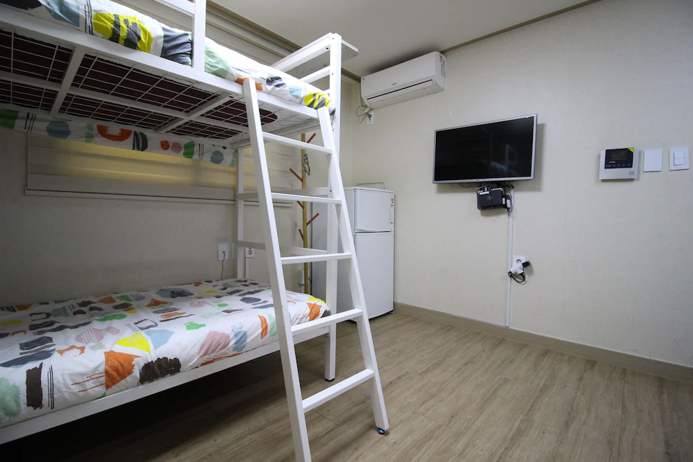 Bunk Guesthouse-Hostel2