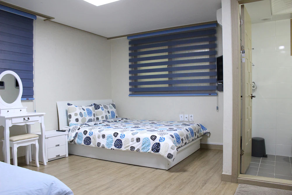 Bunk Guesthouse-Hostel2