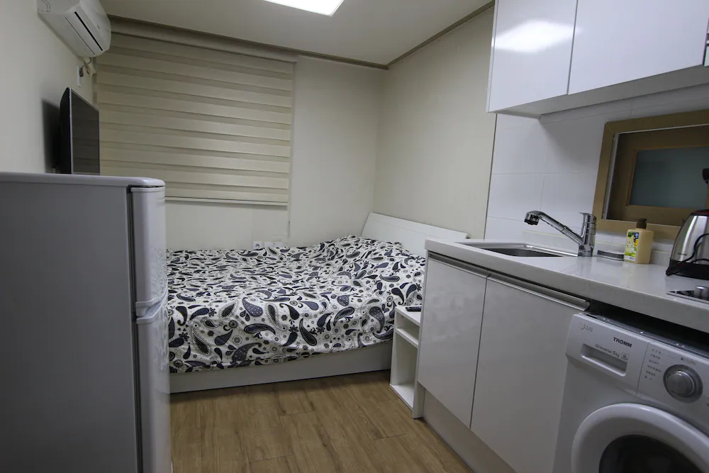 Bunk Guesthouse-Hostel2