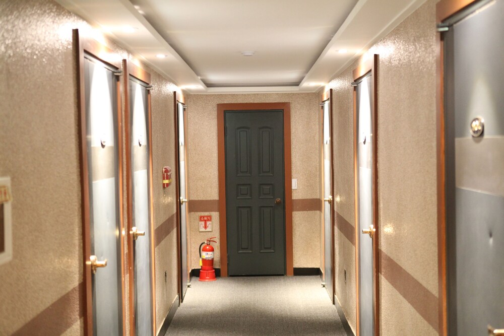 Charm Hotel
