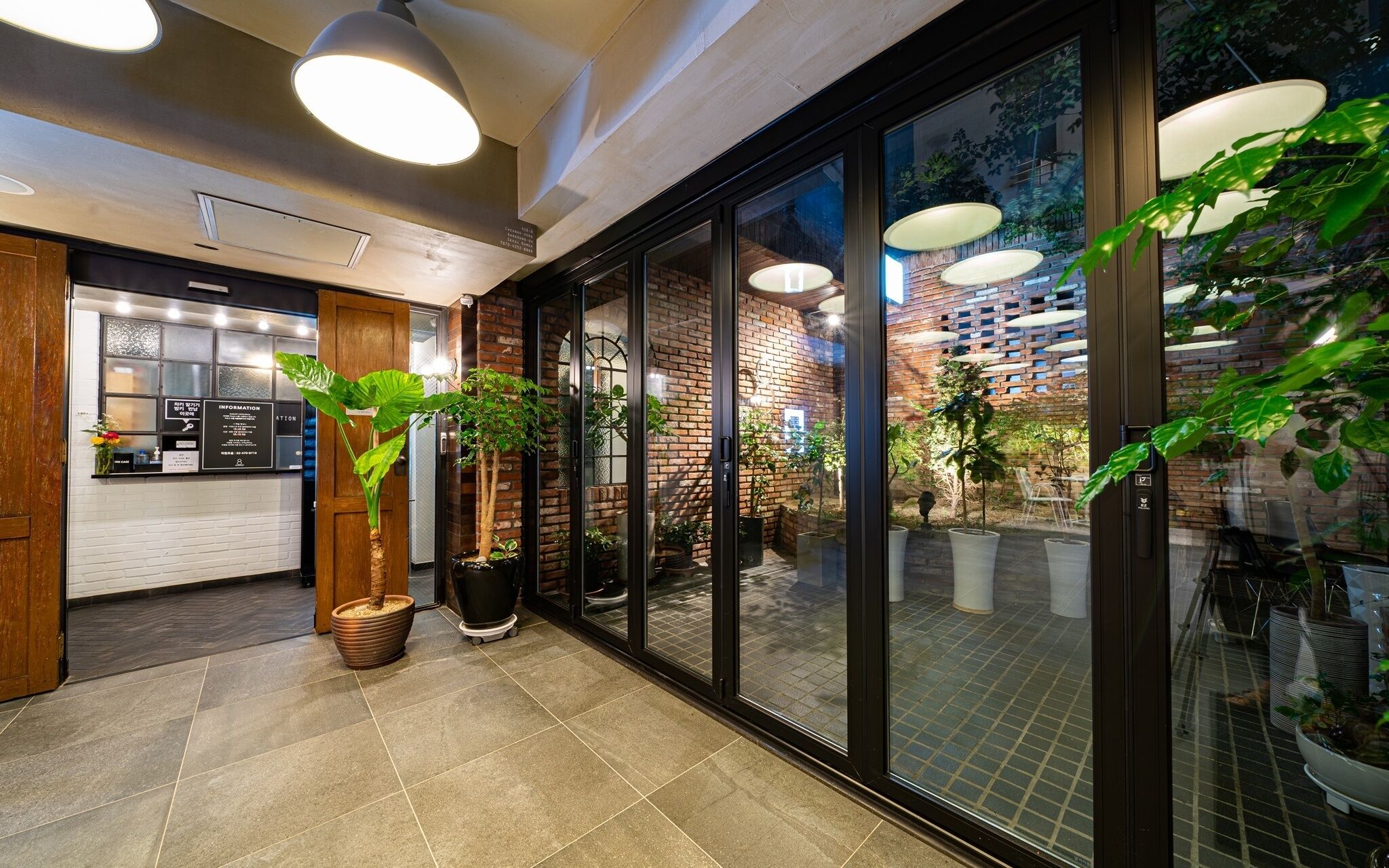 Cheonho Hotel August
