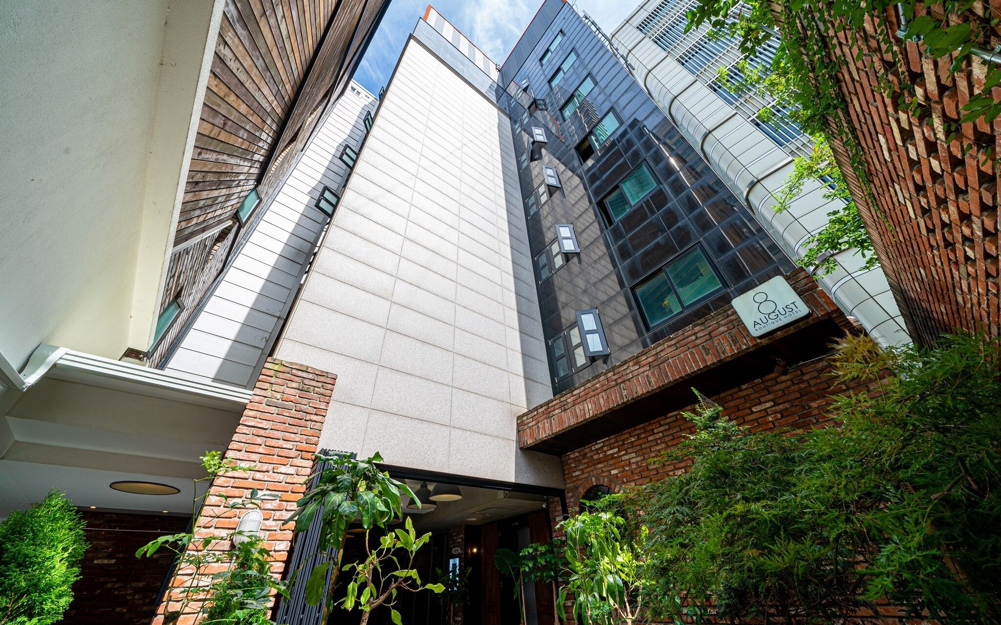 Cheonho Hotel August