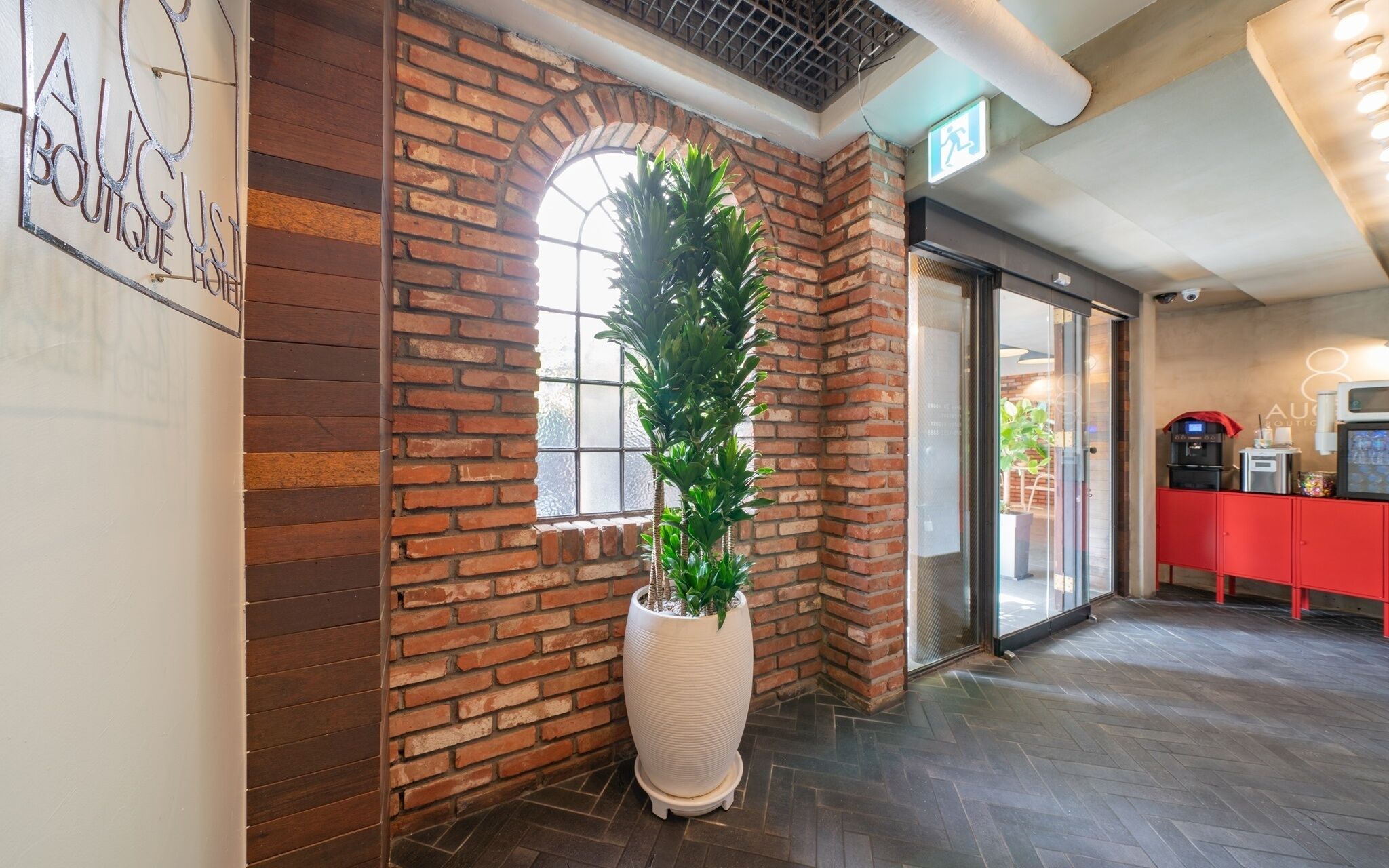 Cheonho Hotel August
