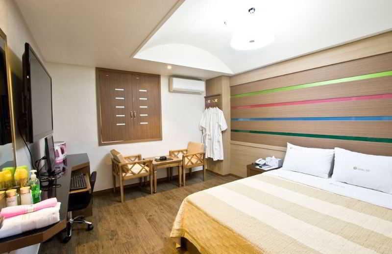 City Park Hotel