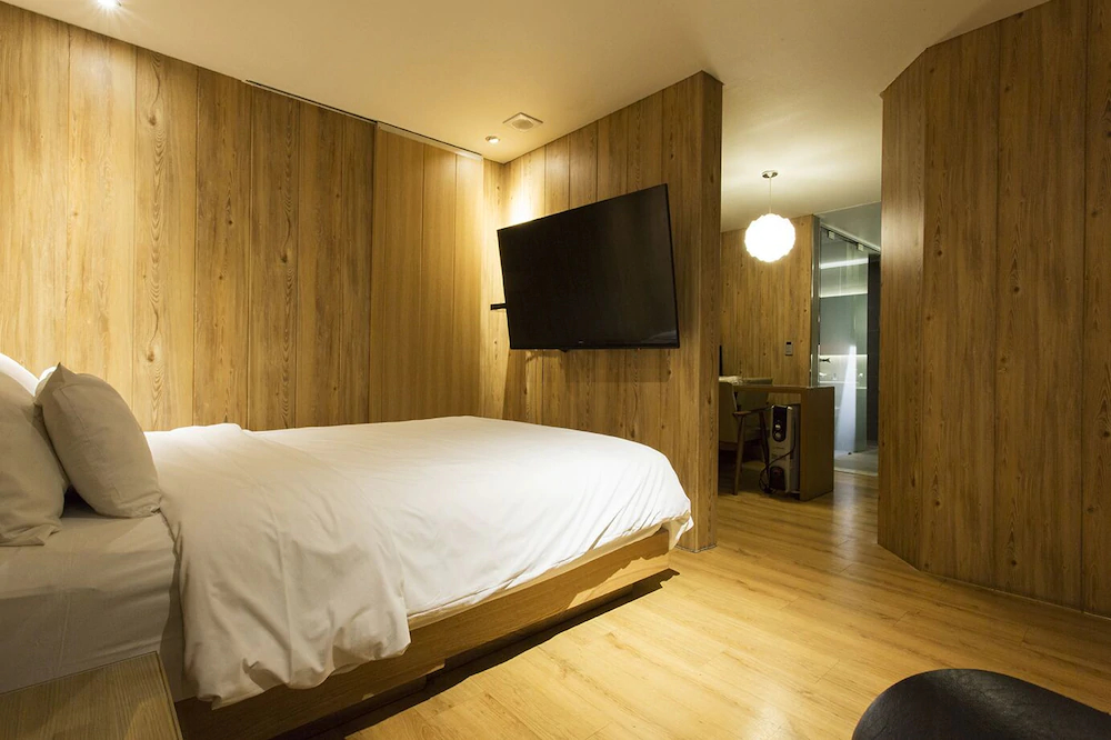 Cookie Hotel