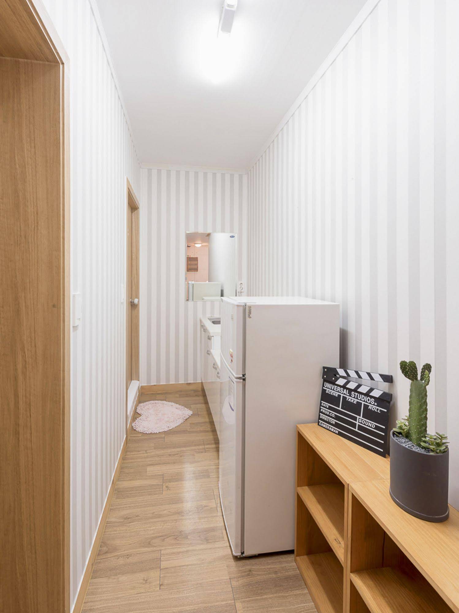 Cozzzy Guest House