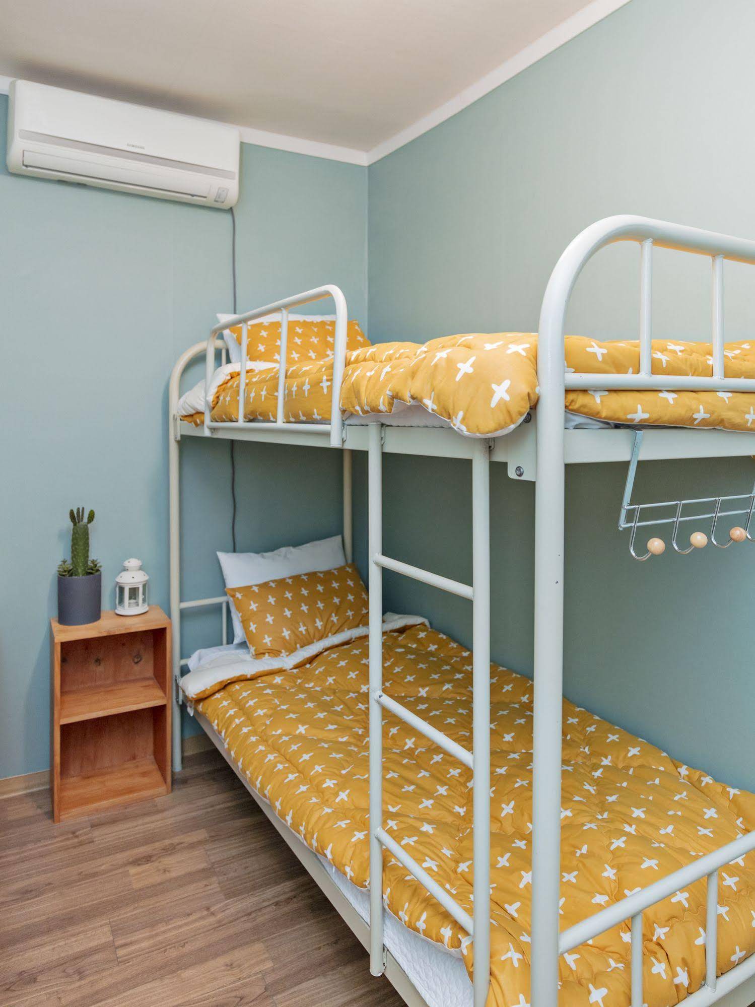 Cozzzy Guest House
