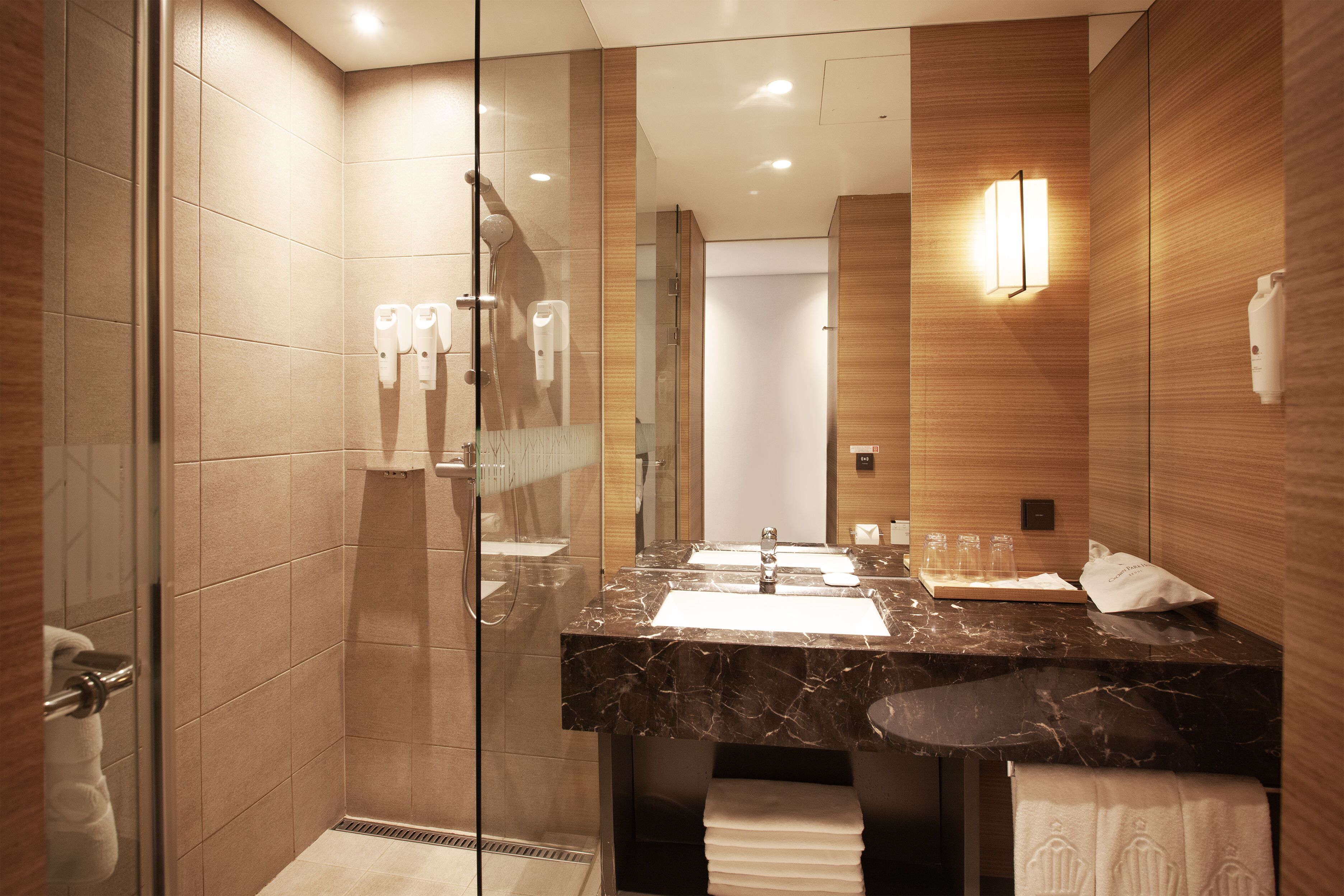 Crown Park Hotel Seoul