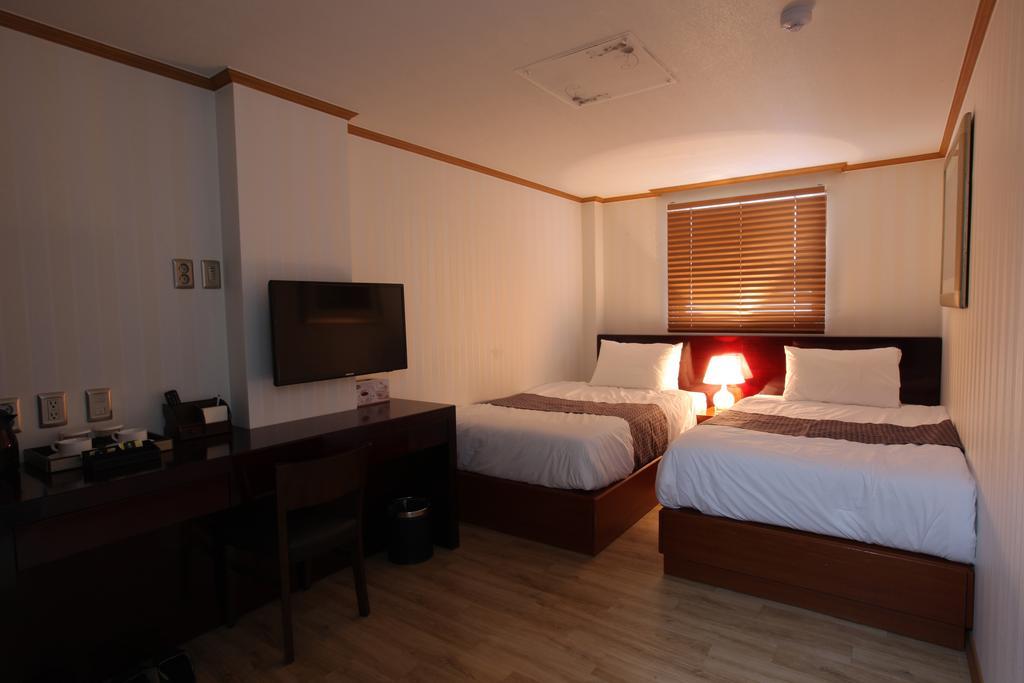 Daewoo Inn