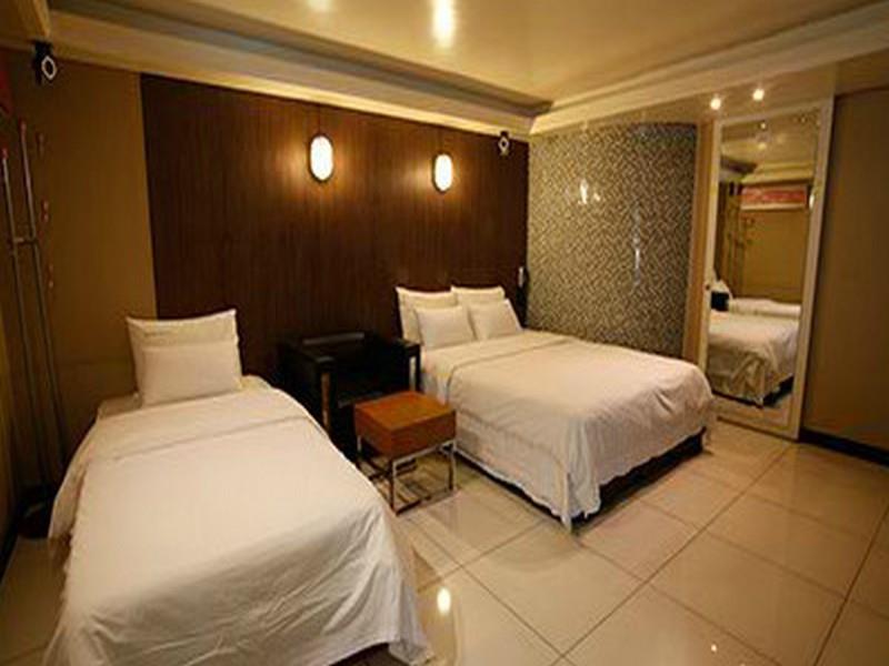 Hotel Bom