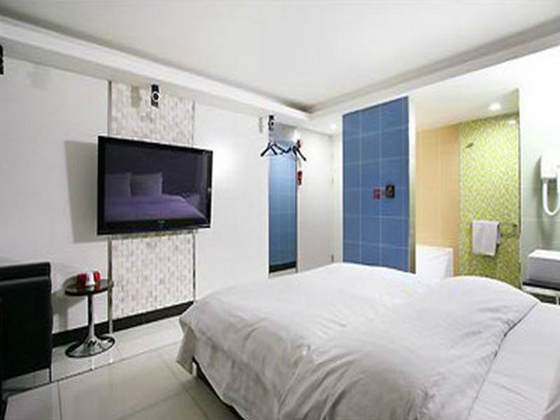 Hotel Bom