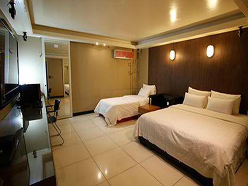 Hotel Bom