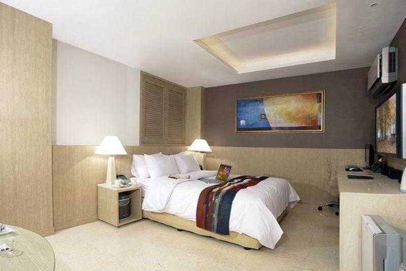 Dodo Tourist Hotel