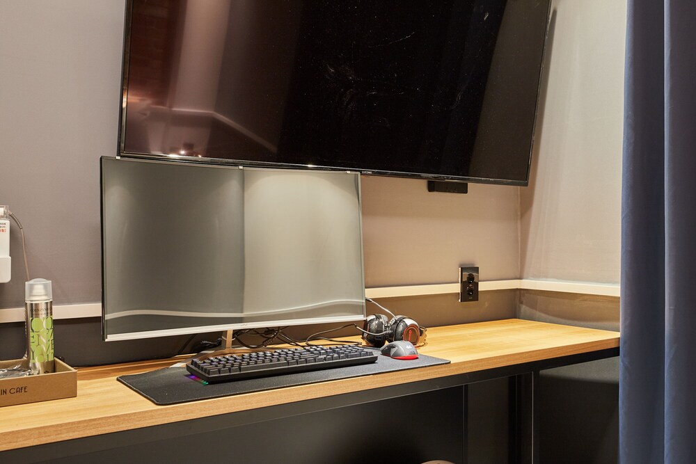 Doksan Hotel In Cafe