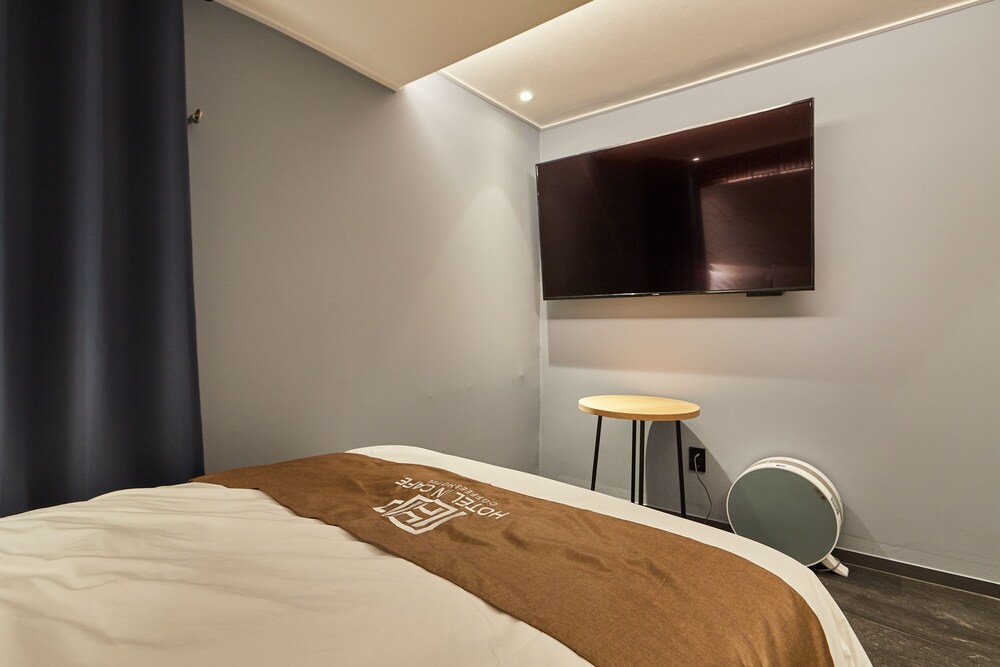 Doksan Hotel In Cafe