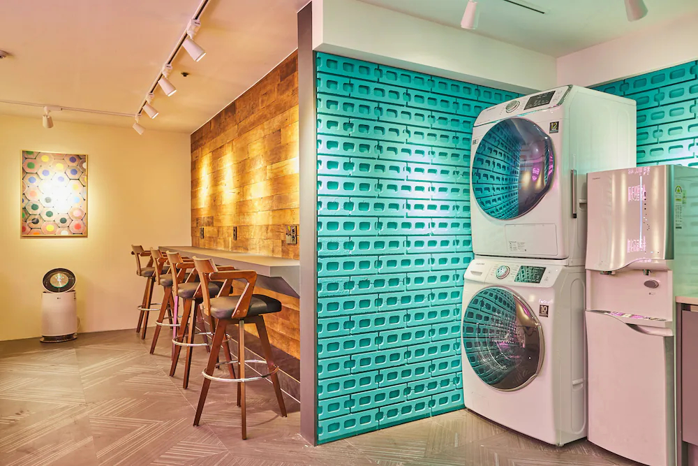 Doksan Hotel In Cafe