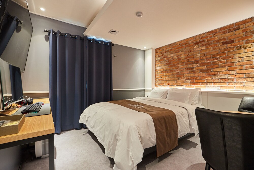 Doksan Hotel In Cafe