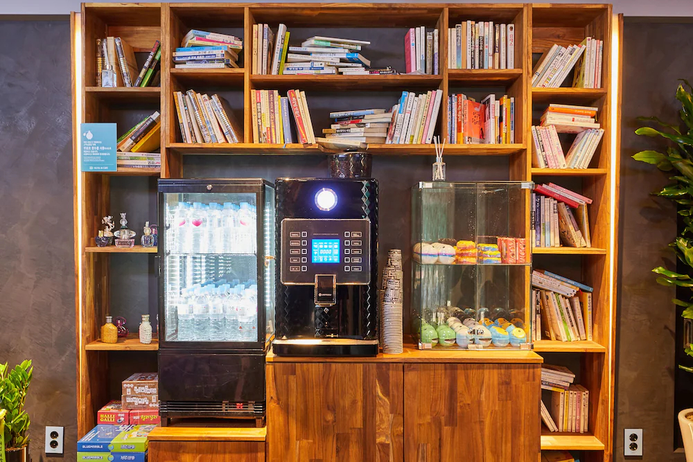 Doksan Hotel In Cafe