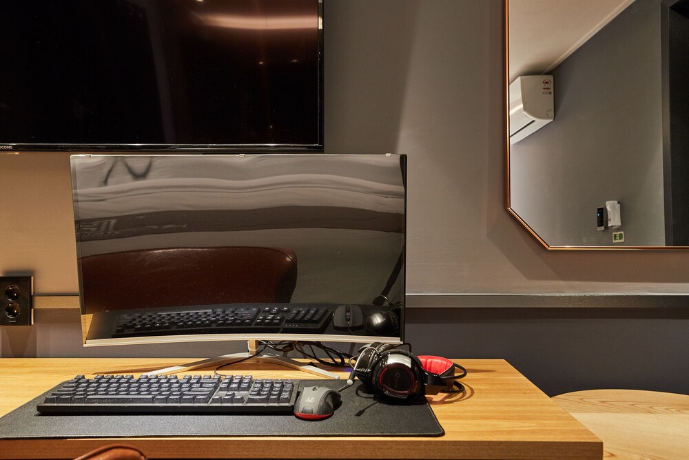 Doksan Hotel In Cafe