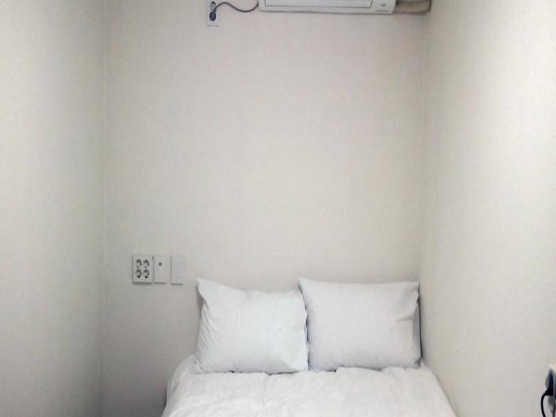 Dongdaemun 2C House