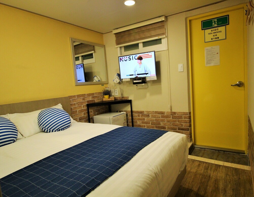 Dongdaemun Hwashin Hostel