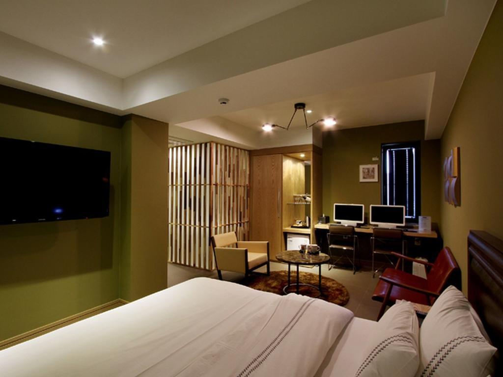 Donggyeong Hotel