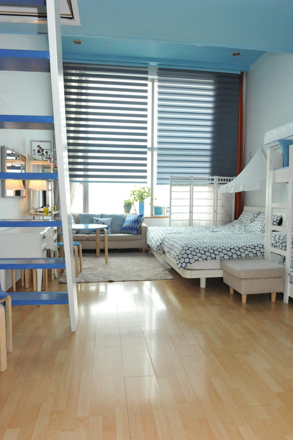 Donggyo-dong Paradisertel