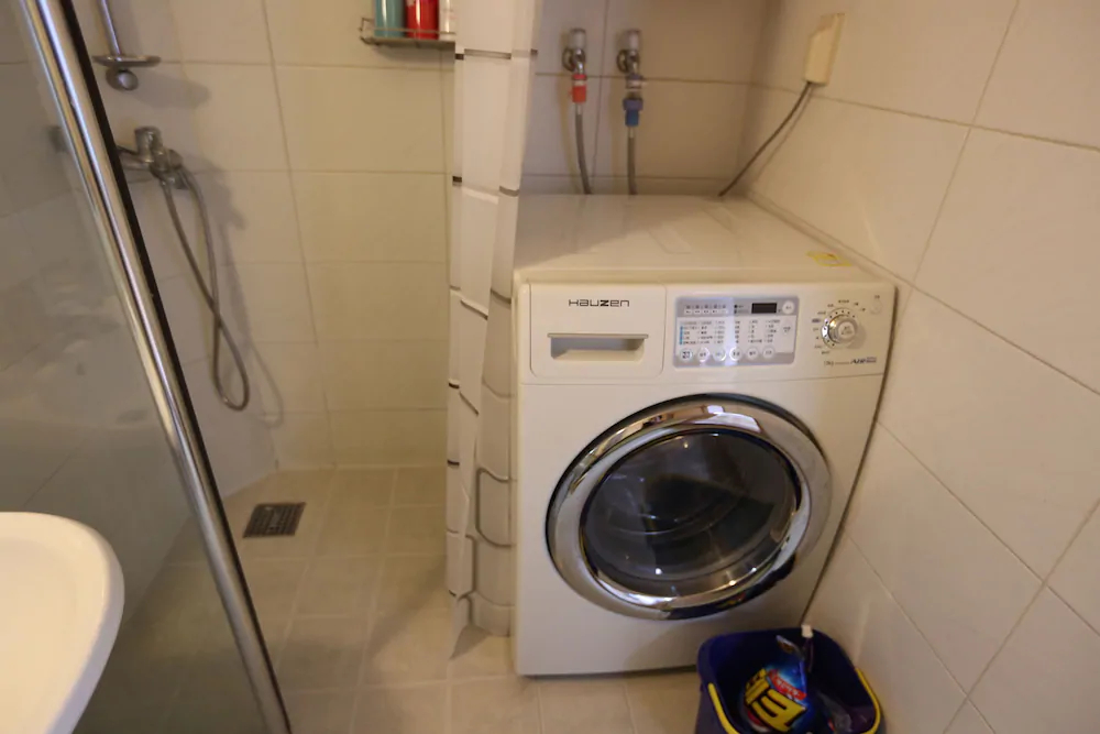 Donggyo-dong Paradisertel