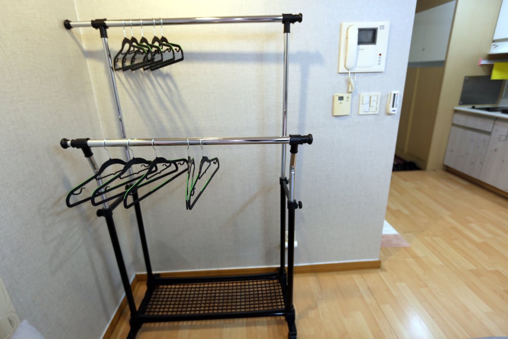 Donggyo-dong Paradisertel