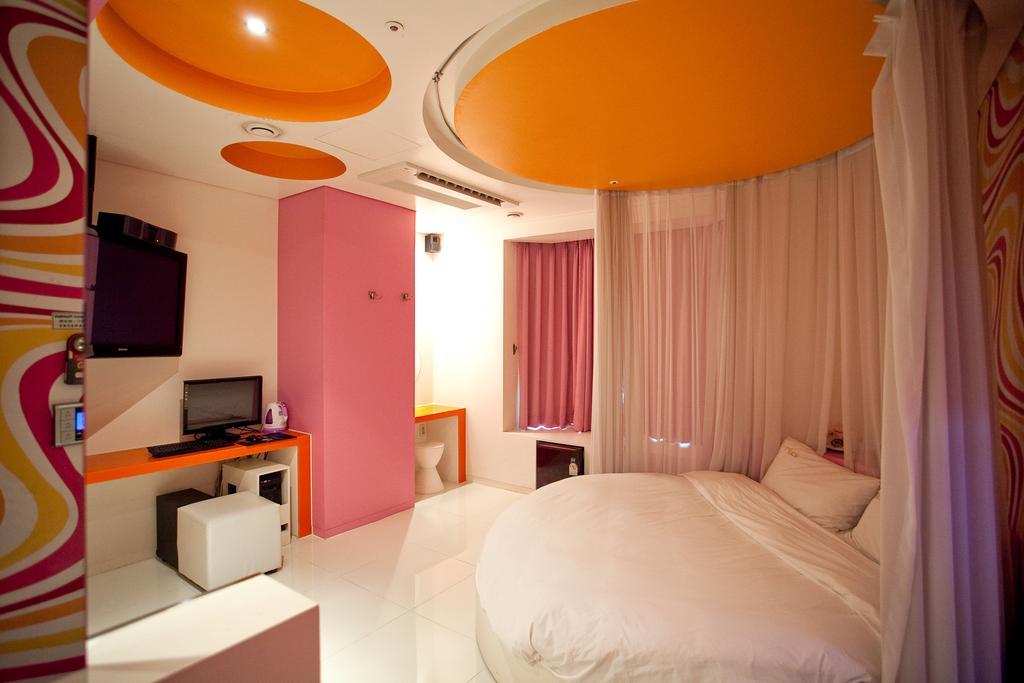 Dong Seoul Hotel