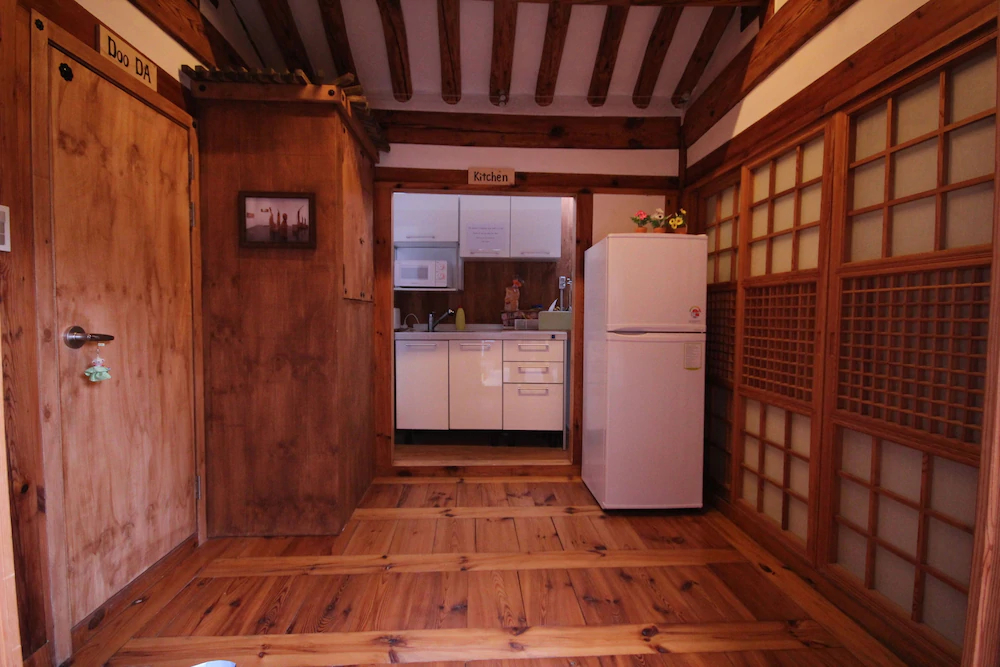 Doo Hanok Guesthouse