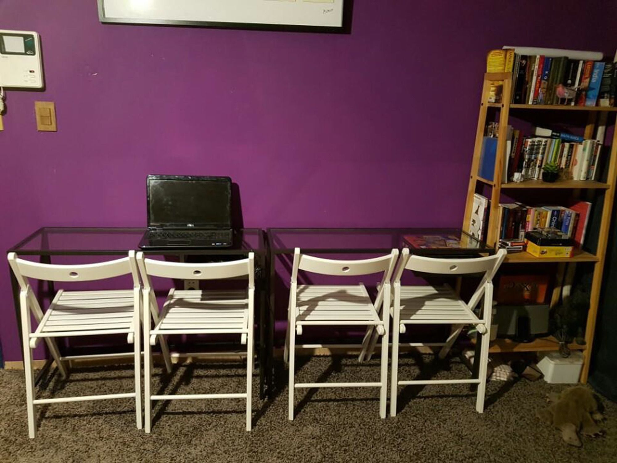 Dustin Guesthouse Hostel