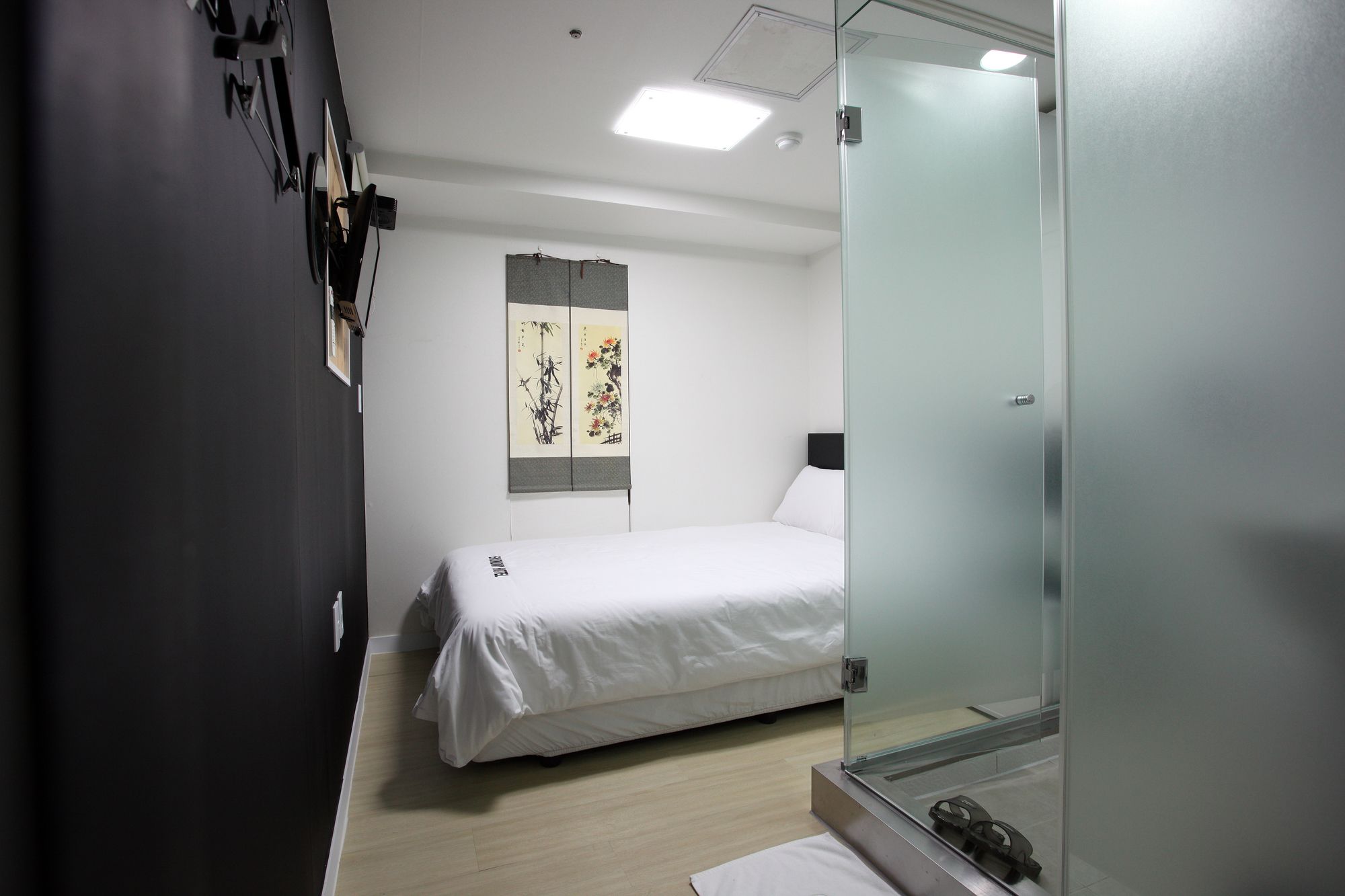 Ekonomy Hotel Myeongdong Premier