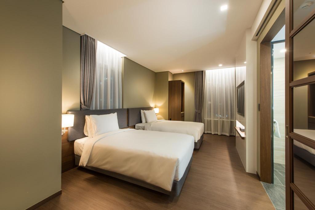 ENA Suite Hotel