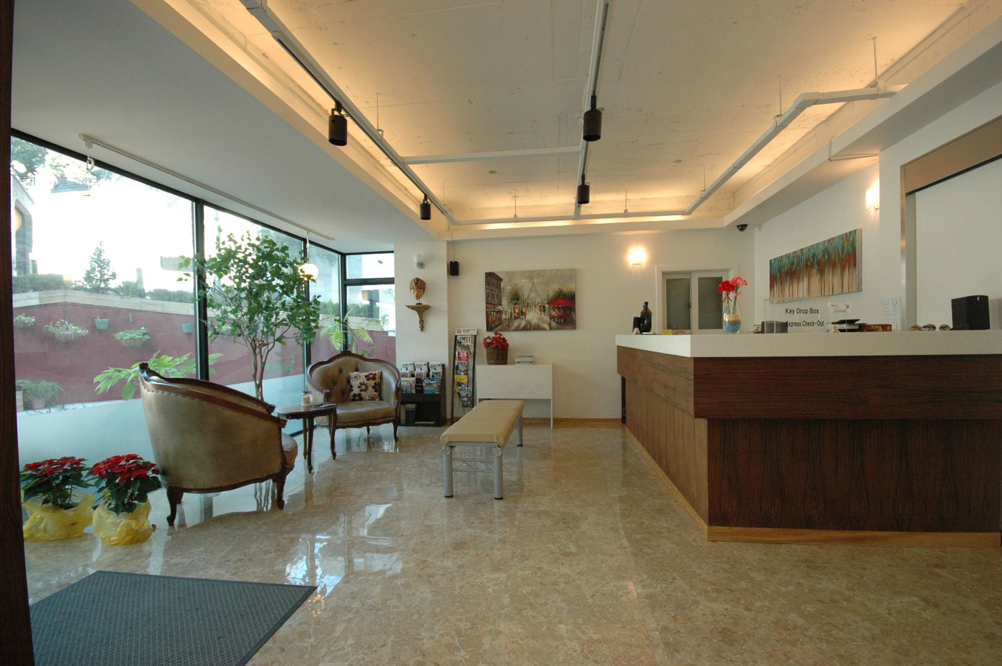 E Residence