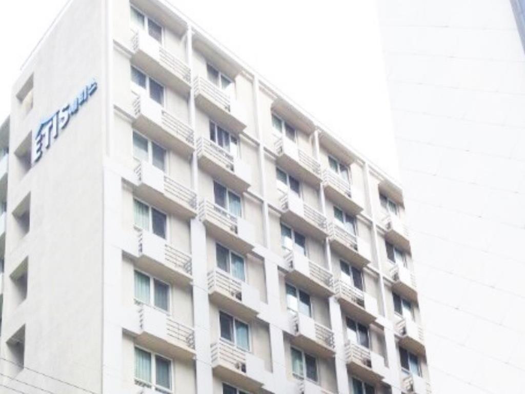 ETIS Serviced Residence