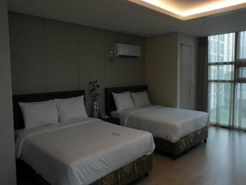 EZ Rent House Residence