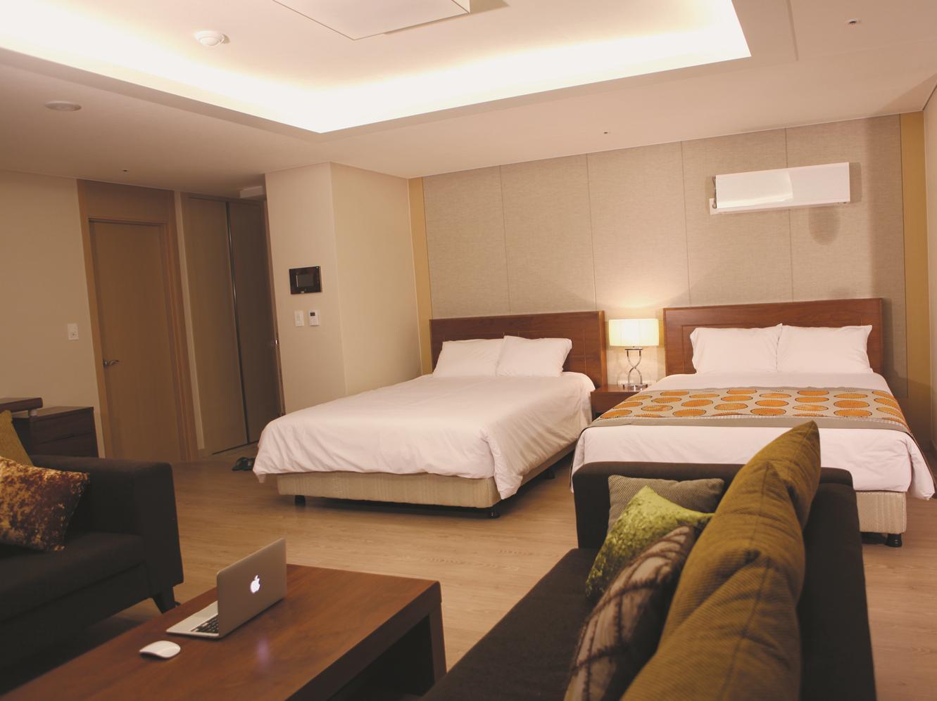 EZ Rent House Residence