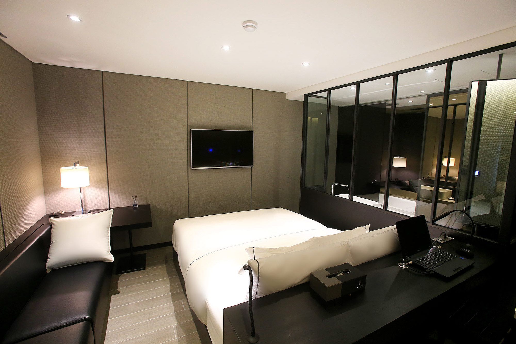 Forestar Hotel