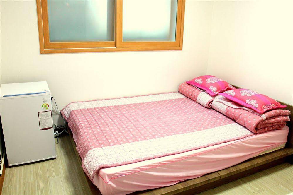 Fortune Downtown Hostel