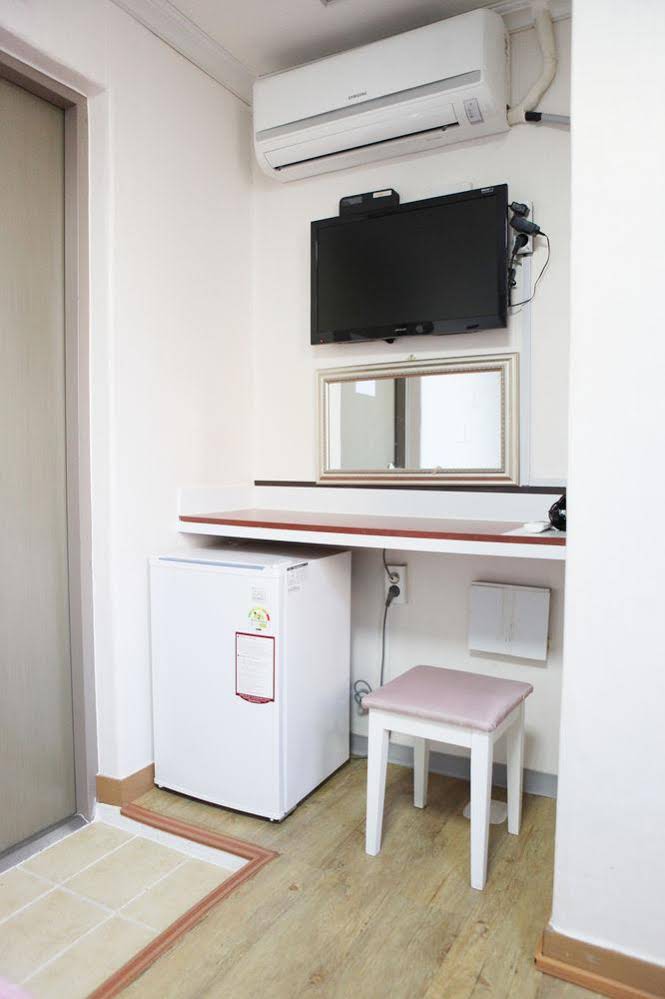 Fortune Downtown Hostel