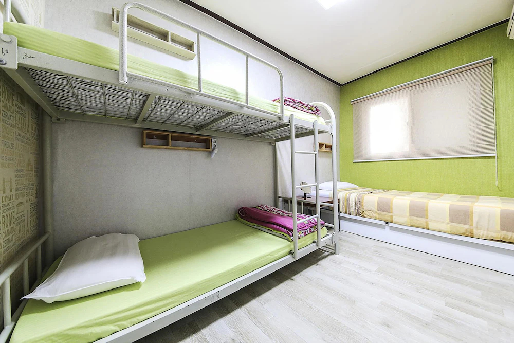 Fully Hong Hostel Insadong