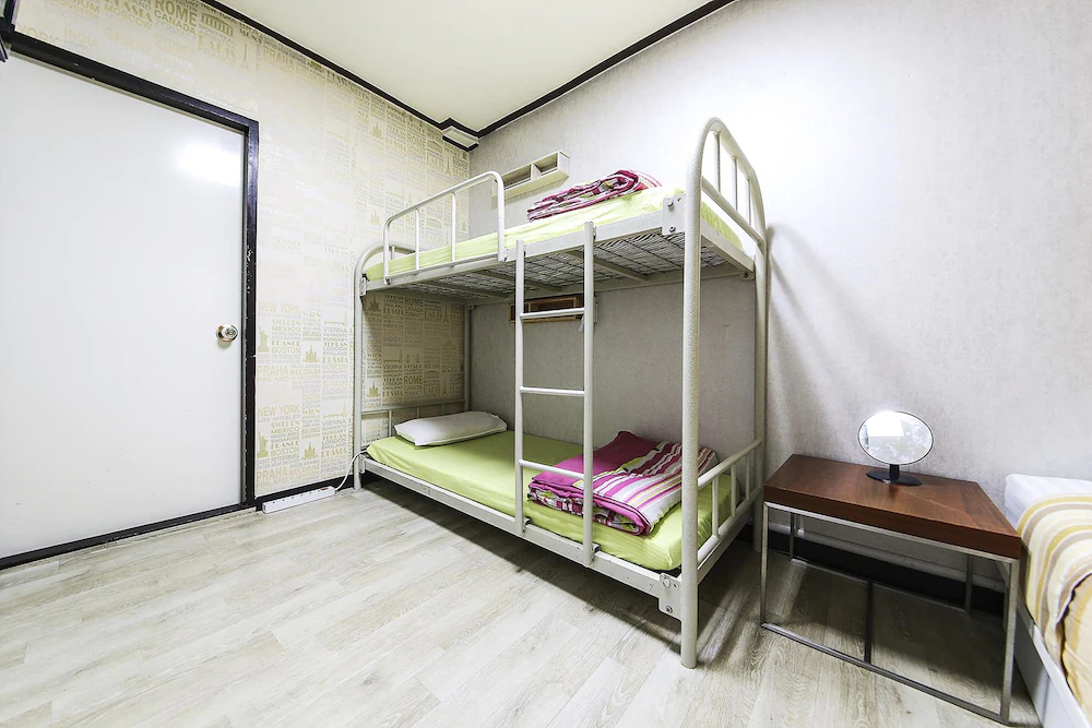 Fully Hong Hostel Insadong