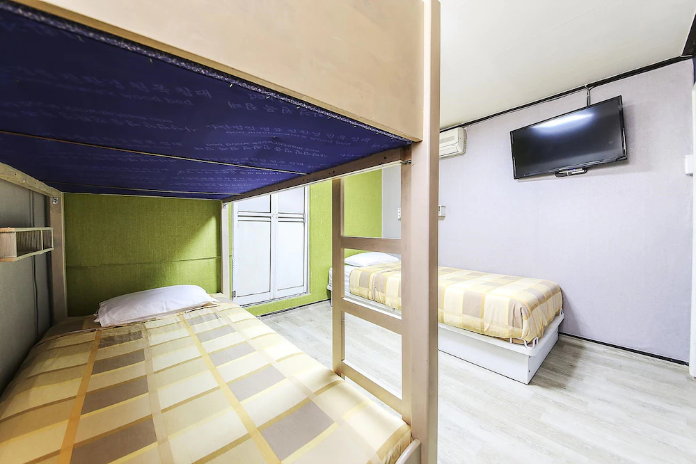 Fully Hong Hostel Insadong