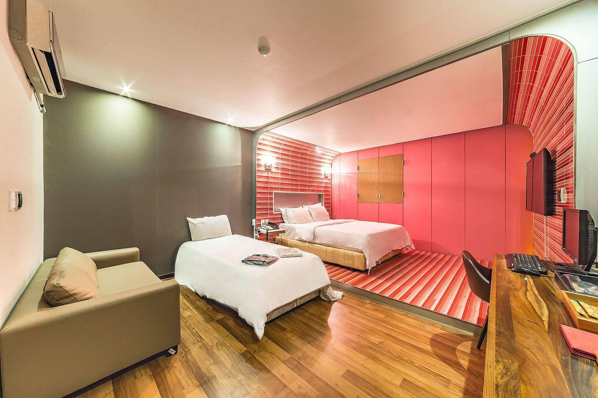 Gallerya Hotel