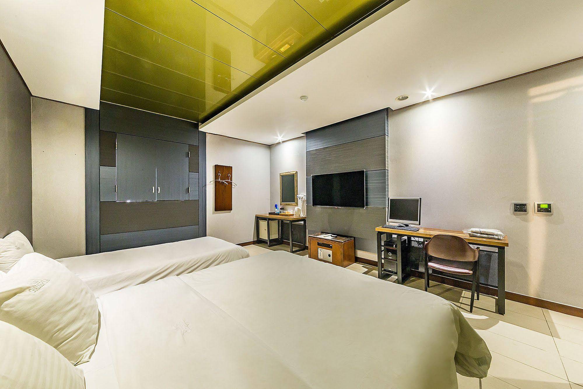 Gallerya Hotel