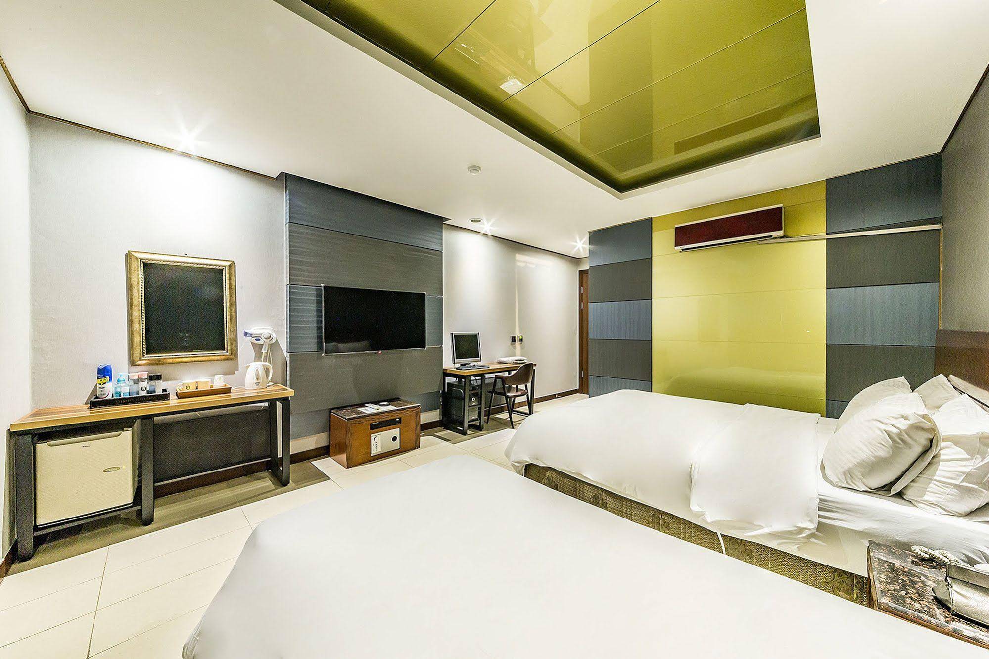 Gallerya Hotel