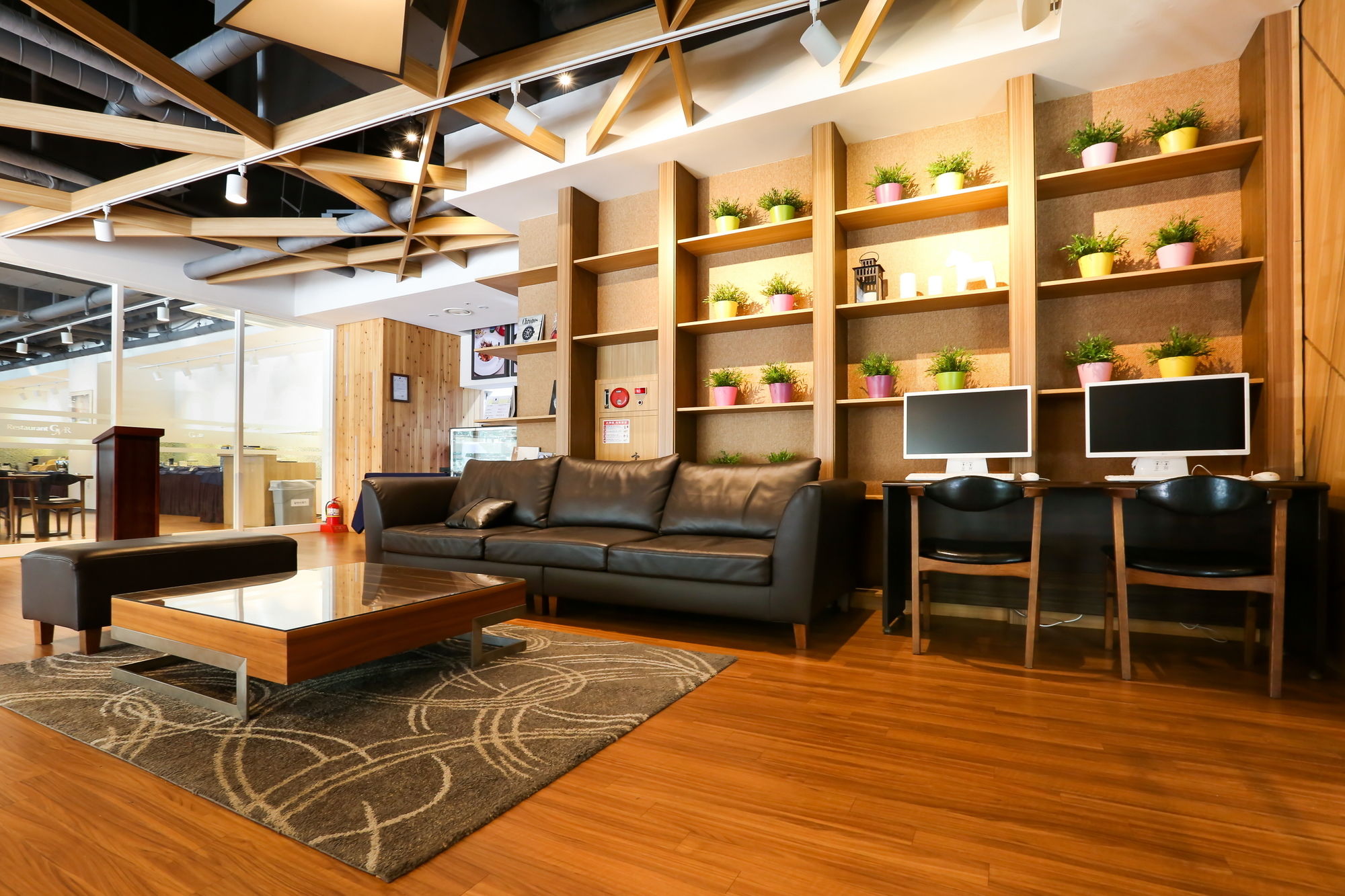 Gangnam Family Hotel