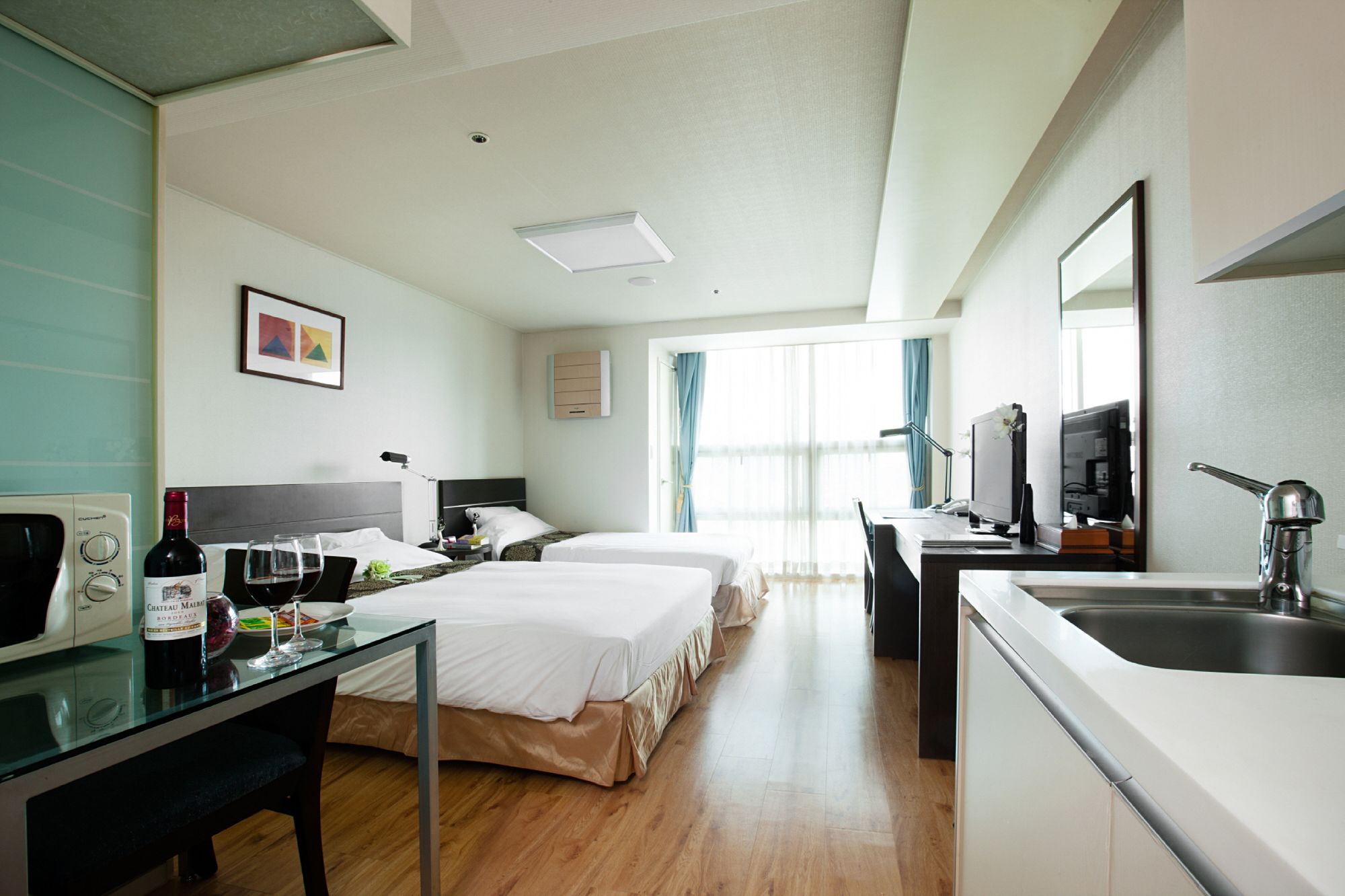 Gangnam Family Hotel